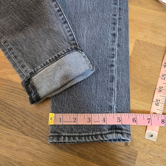 Levi's 24×27.5 Premium Wedgie High Rise Jean – Washed Black / Size 24 - Picture 10 of 10